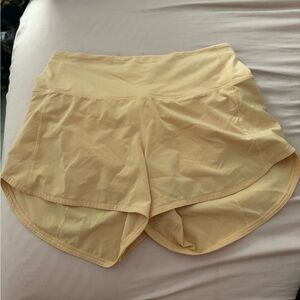 lululemon summer glow 4 inch mid rise shorts